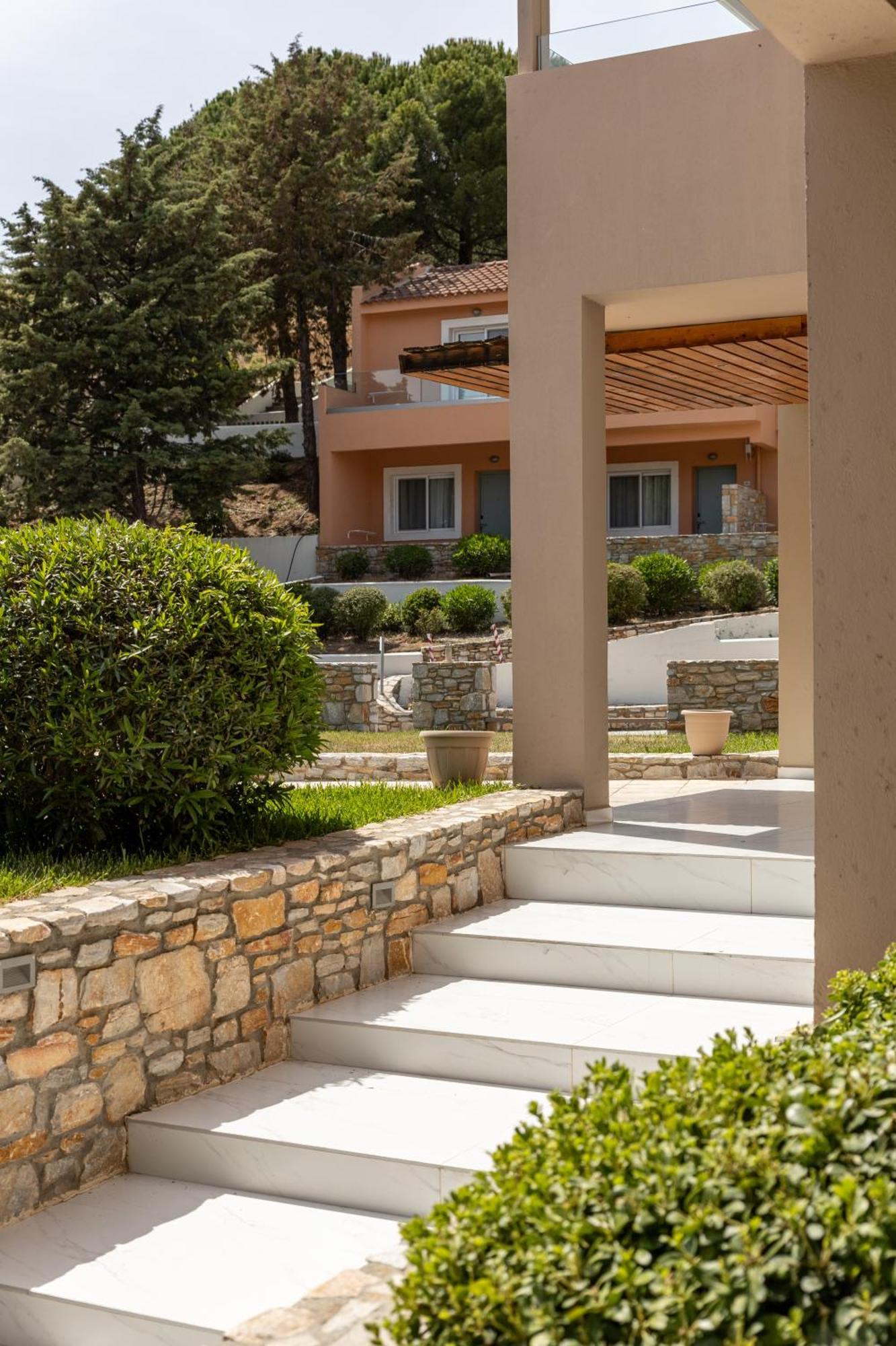 Zoe Hotel, Trypiti Beach Resort & Hive Water Park Limenaria  Exterior photo