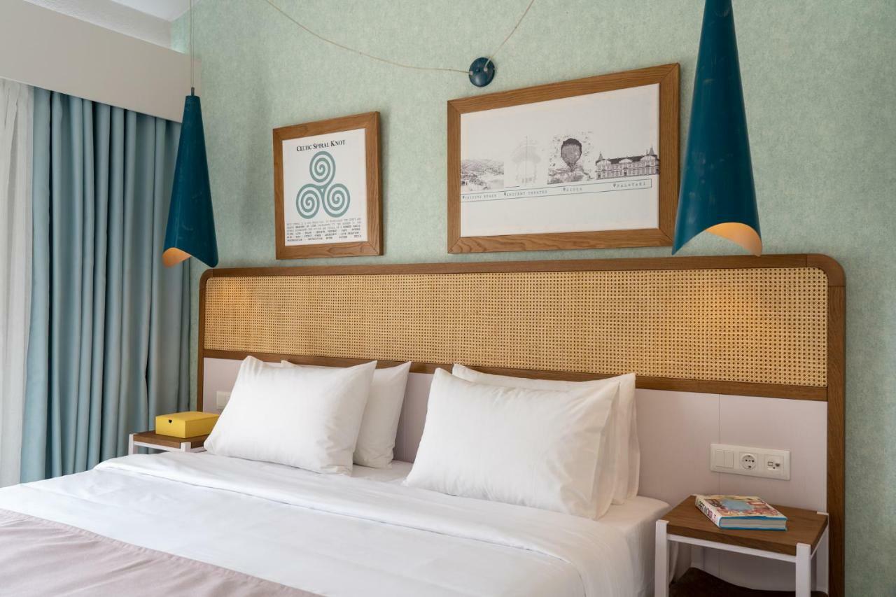 Zoe Hotel, Trypiti Beach Resort & Hive Water Park Limenaria  Exterior photo